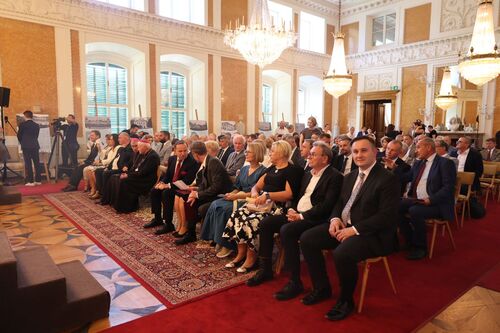 Sesja Sejmiku Województwa Podkarpackiego ustanawiająca błogosławioną Rodzinę Ulmów patronem województwa – Łańcut, 7 lipca 2024. Fot. Katarzyna Gajda-Bator (IPN)