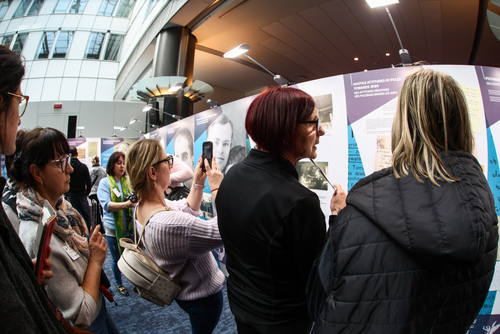 W Parlamencie Europejskim opowiedzieliśmy o Polakach ratujących Żydów w czasie II wojny światowej – Bruksela, 24 marca 2026. Fot. Sławek Kasper (IPN)