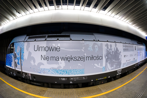 Prezentacja lokomotywy z grafikami przedstawiającymi Rodzinę Ulmów – Warszawa, 13 lipca 2023. Fot. Sławek Kasper (IPN)